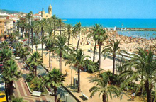 Sitges - beach promenade